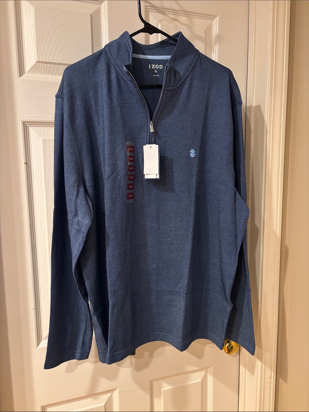 Izod Men's Heathered Navy Quarter-Zip Pullover
